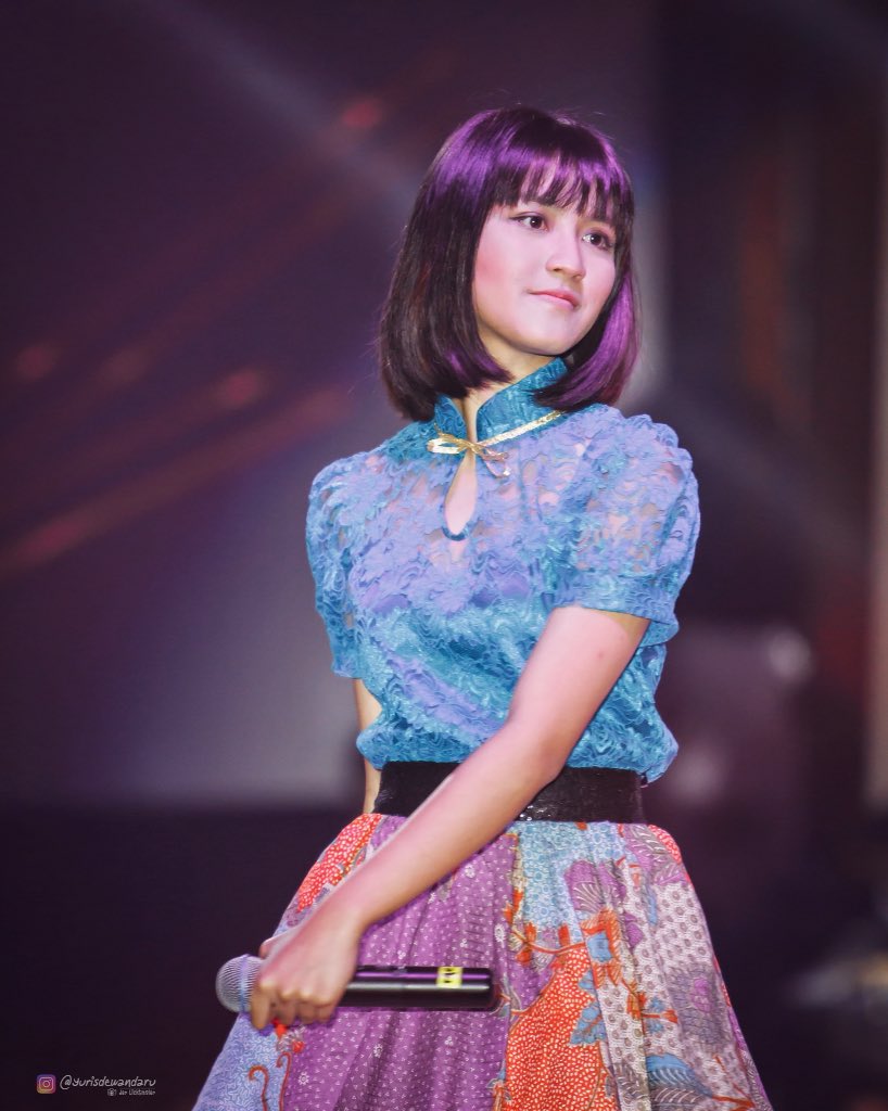yurisdewandaru's tweet photo. Mutiara Dewi #funchibi at Konser Kebangsaan, Auditorium RRI, 24/02/2017 https://t.co/5dVESXXOT0