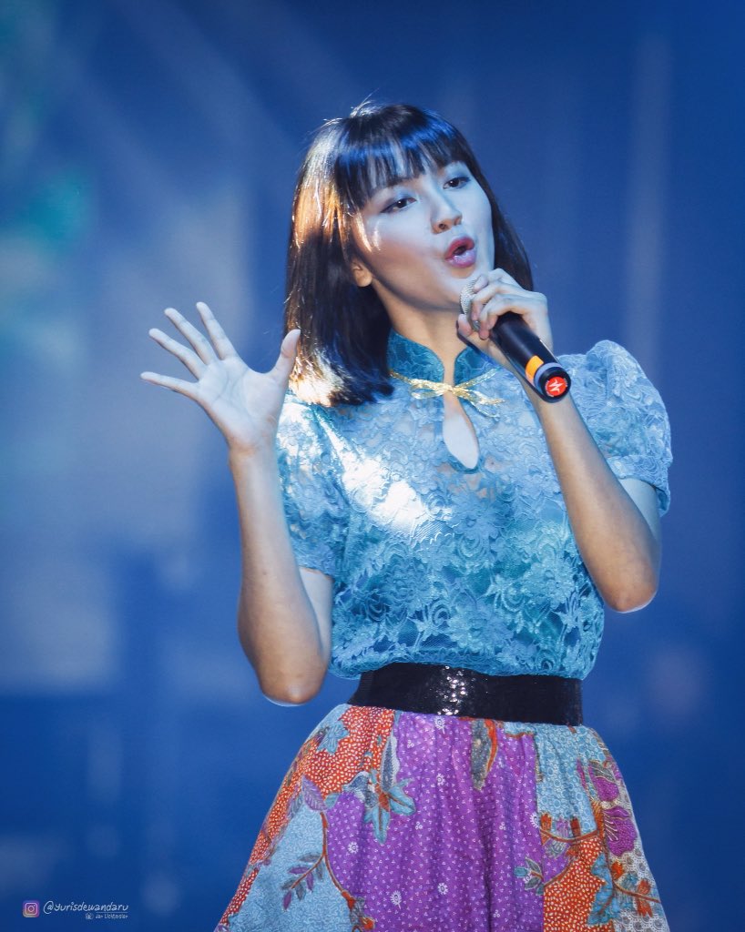 yurisdewandaru's tweet photo. Mutiara Dewi #funchibi at Konser Kebangsaan, Auditorium RRI, 24/02/2017 https://t.co/5dVESXXOT0