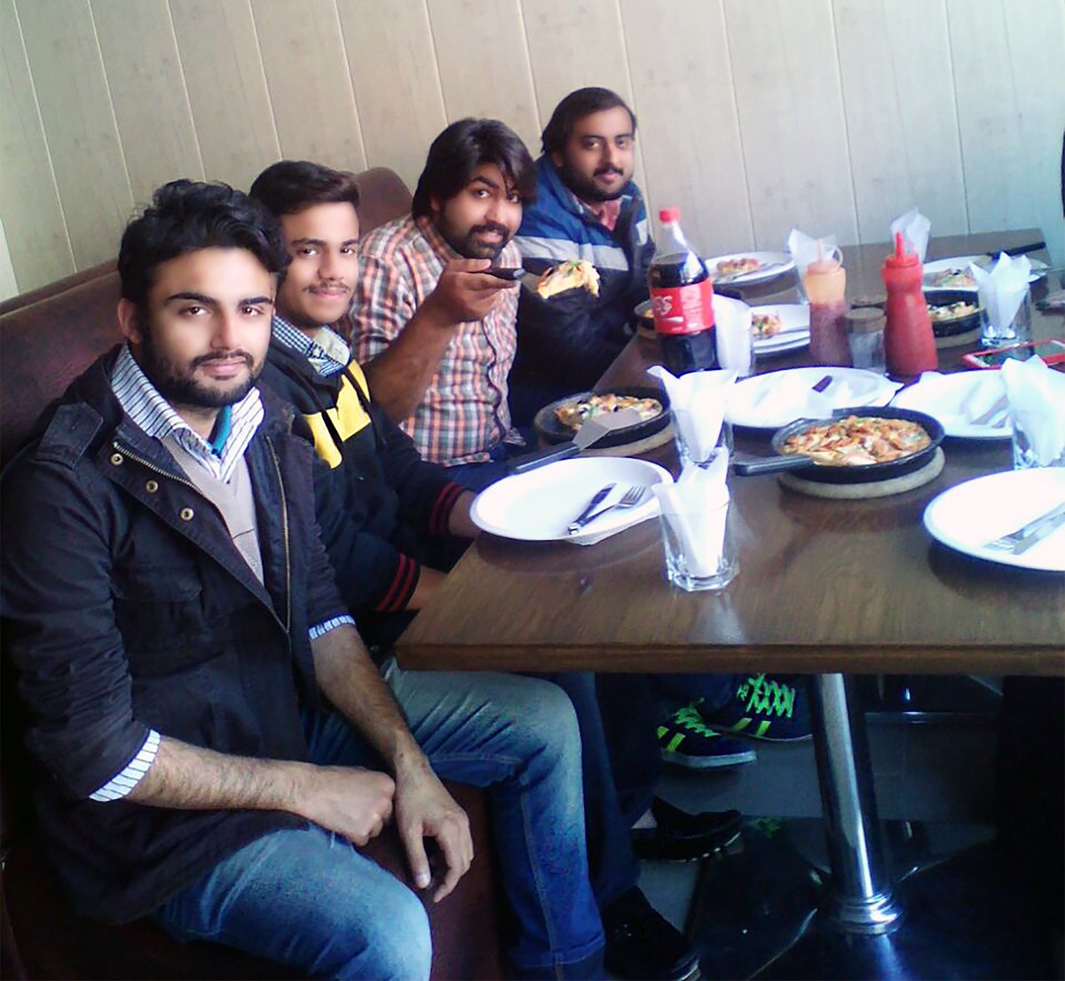 legend_zain's tweet photo. On Friend's Birthday... https://t.co/qy90QzKSTu