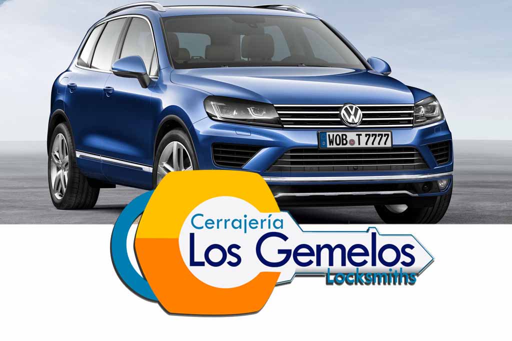 LosGemelos3's tweet image. See how #LosGemelosLocksmith are working with #Volkswagen #cars to get their #Fob #replacementkey  #MiamiLocksmith
Contact us: (305)860-1440