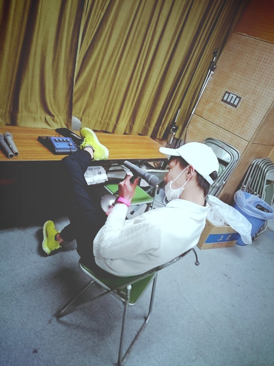 8841taka's tweet photo. 今日もカラオケ~(*^^*)
てかほんまに95点って出るの？爆笑 https://t.co/VzYU68kdct