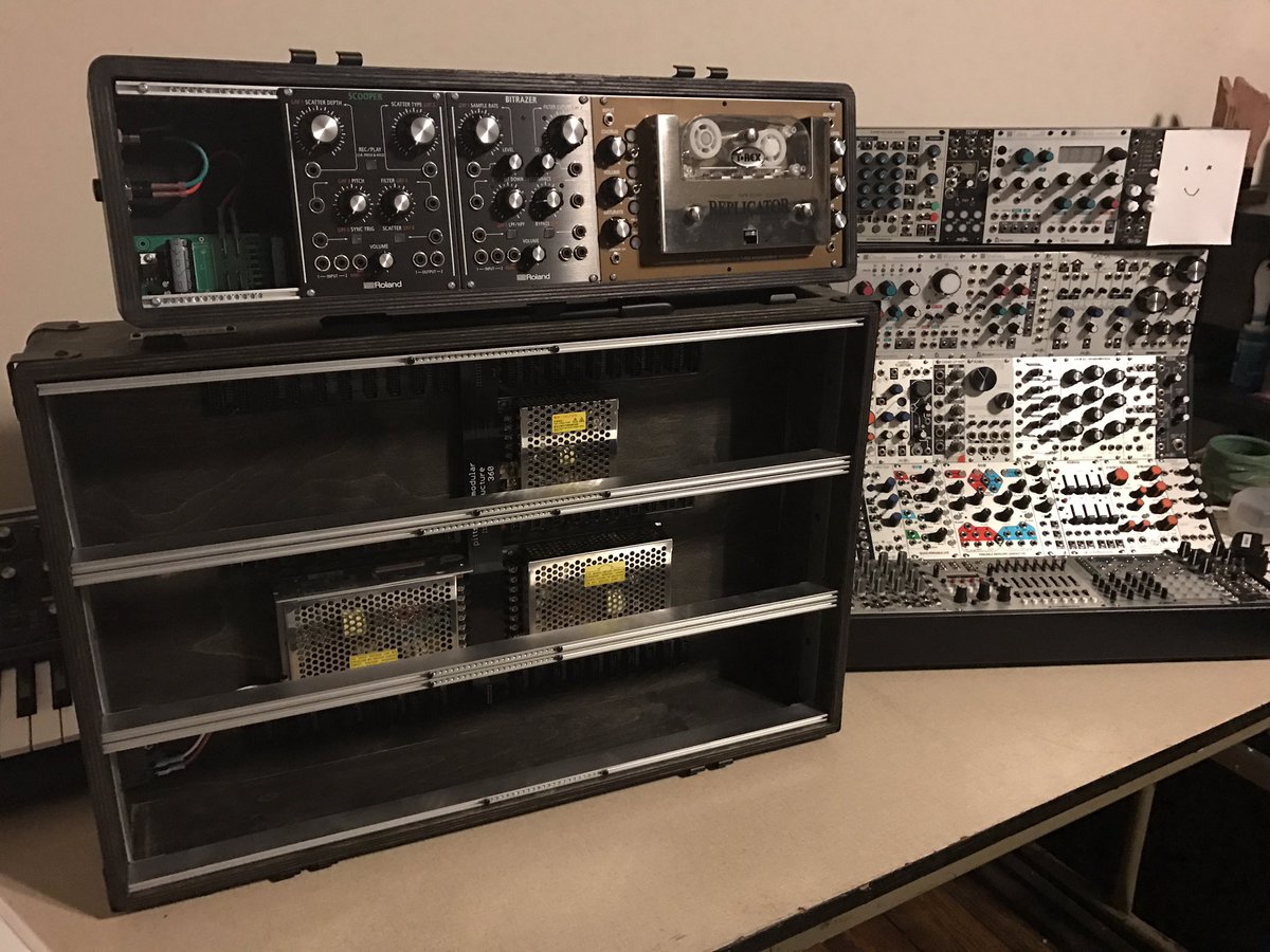 tin_pony's tweet photo. Where do we go from here? #emptycase #eurorack #modularsynth https://t.co/ESsdKtedfR