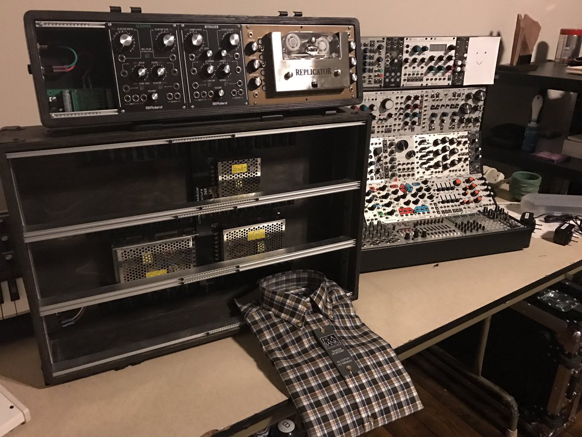 tin_pony's tweet photo. Oh, check out this shirt as well. #christmaspresentfrommom #emptycase #eurorack #modularsynth https://t.co/5cq16zeBGt