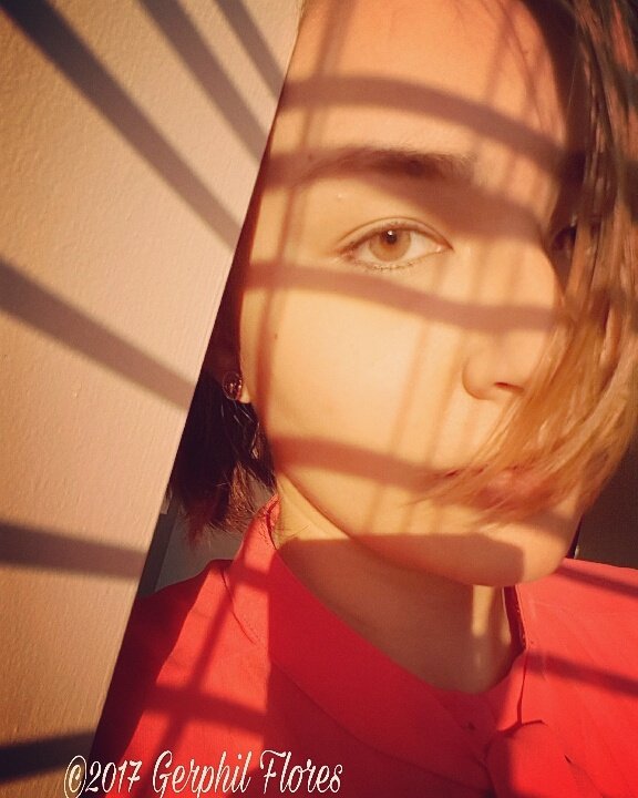 geraldinef888's tweet photo. Feb. 24, 2017 | Sunset, sunrise.. #RealEyeColor #gerphil #gerphilflores https://t.co/MvBzWCAsdd