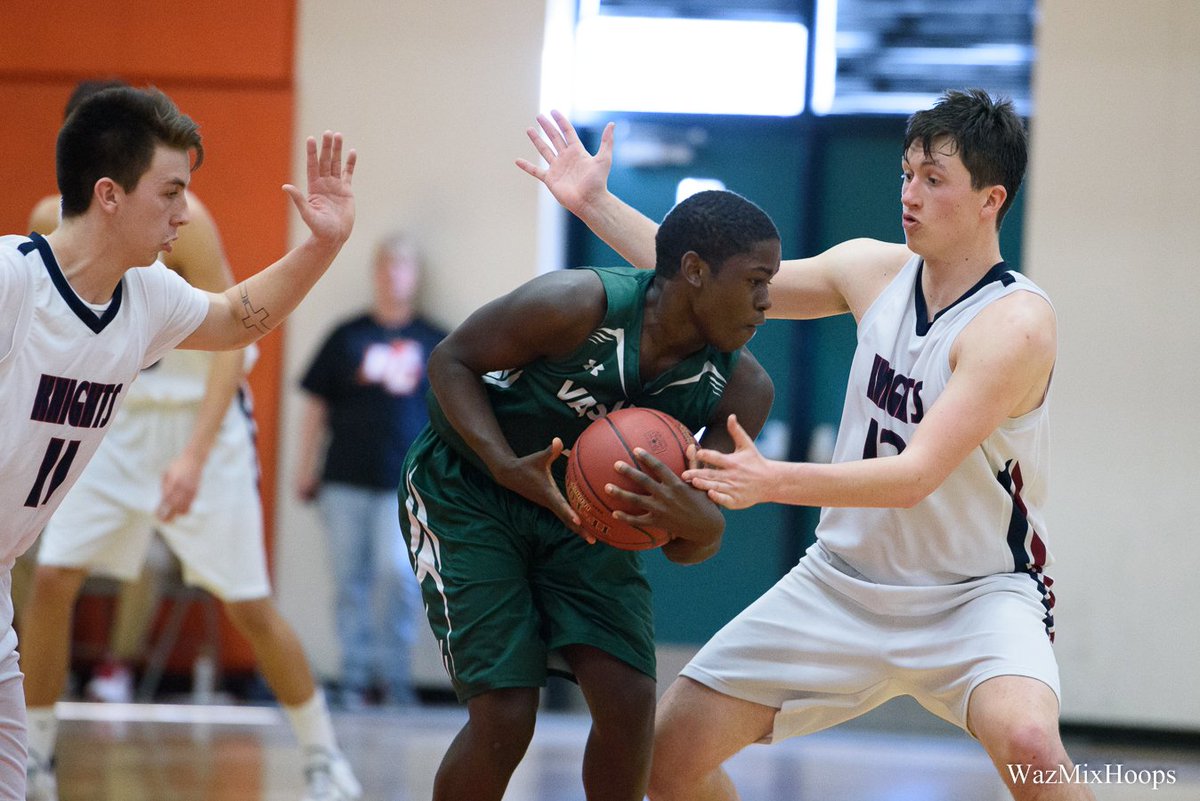 WazMixHoops's tweet photo. Defense leads to excitement and smiles for @KingsWayHoops, as they head back to the Dome !!! (53-40). https://t.co/bnsLuMd8S8