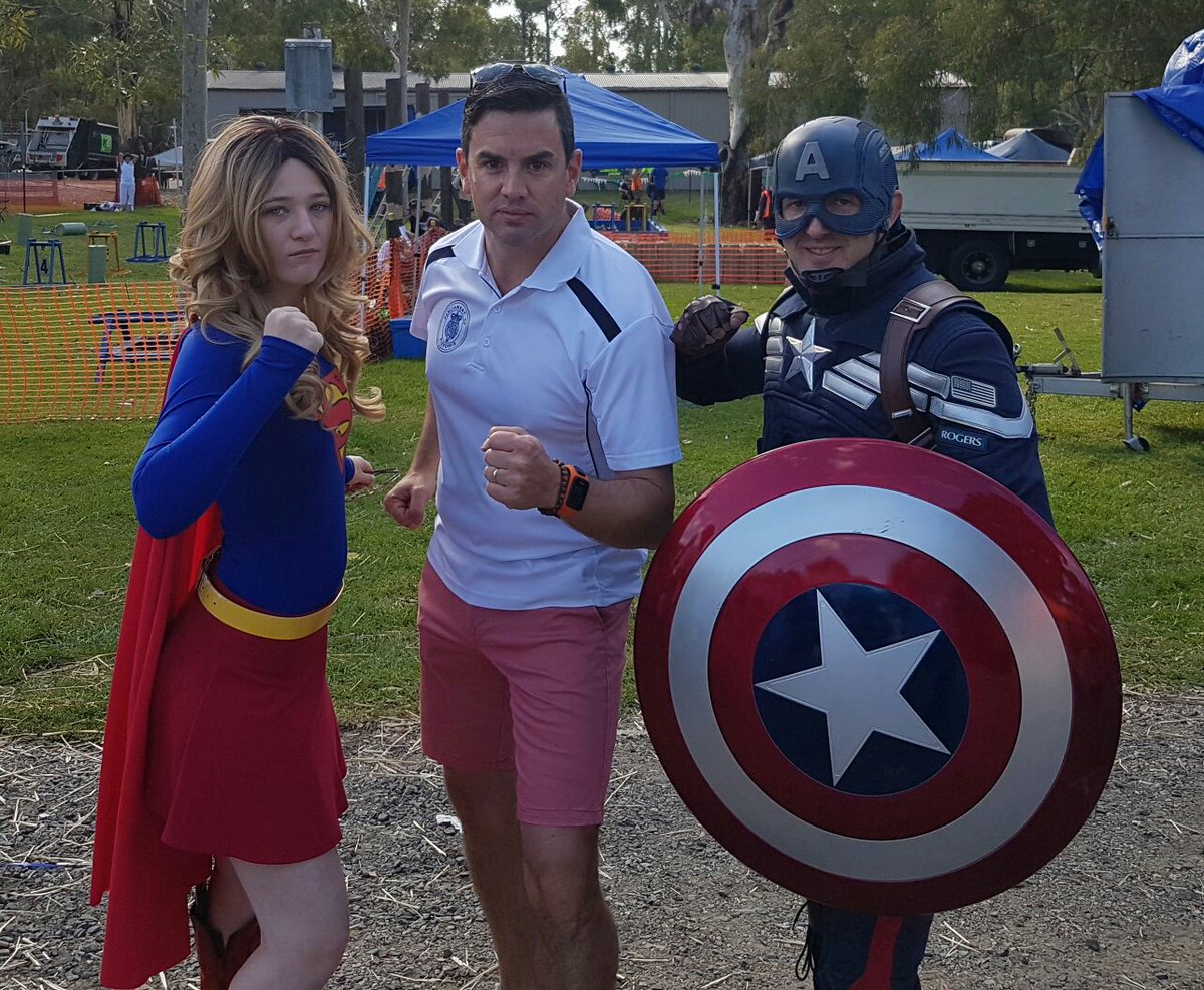 BradBattinMP's tweet photo. Great day at the @Berwickshow to find a solution to fix crime.  #Superheroes &amp; like @DanielAndrewsMP plan, the two on the outside are fake https://t.co/HPWUdmrjBV