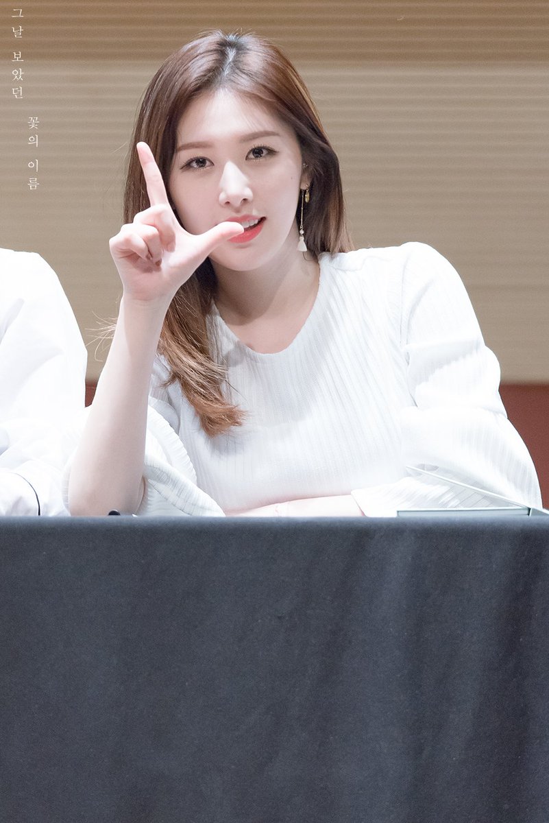 NameOfFlower_'s tweet photo. 17.02.25 소나무 분당 팬싸인회 의진(@SONAMOO_EuiJin ) 직찍

https://t.co/EV2sJVYSmc 

#소나무 #의진 #나너좋아해 https://t.co/edHDVLxMKr