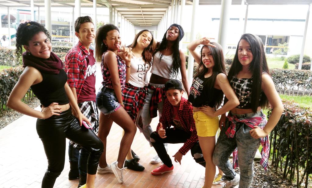 Broadway School tweet media