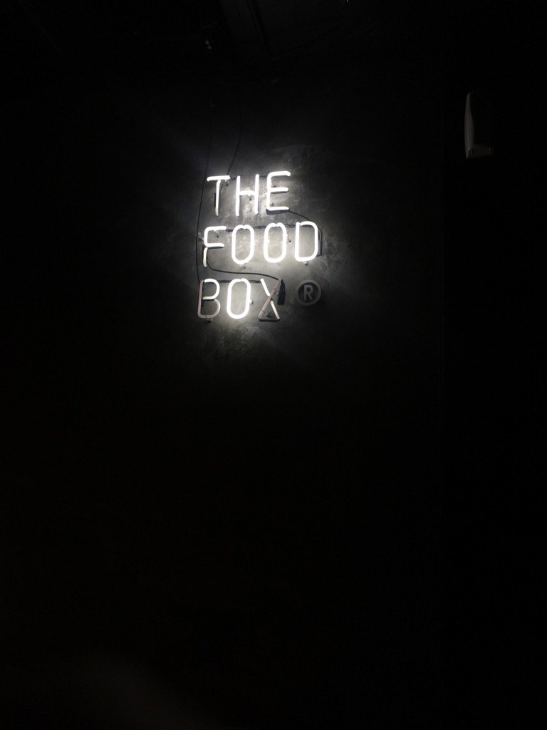 danny_morenoh's tweet photo. Comí como 🐷 pero todo estuvo uff 👌🔥 #TFB #TheFoodBox https://t.co/a5Mp4qWLB7