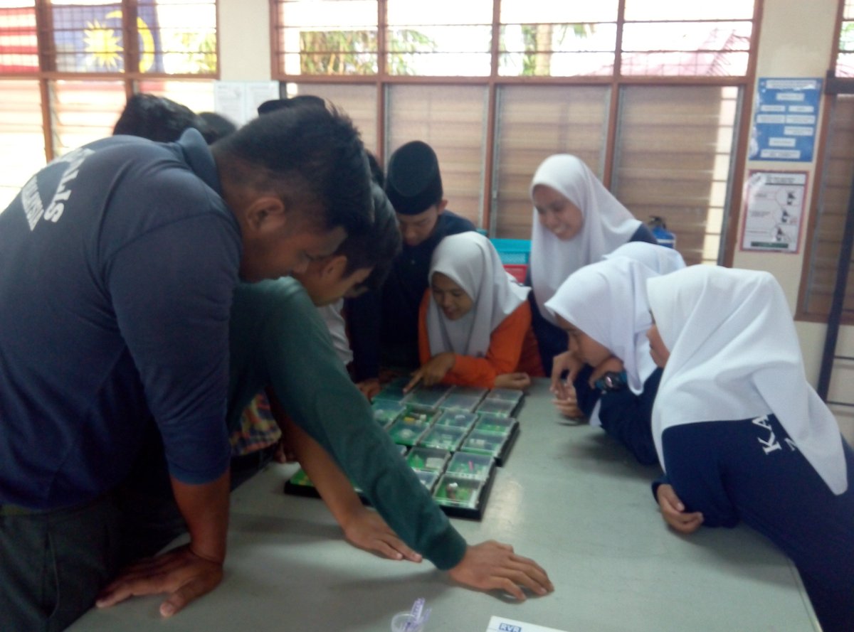 FriendsOfKDN's tweet photo. AADK: "RT AADKPontian: 22/2/2017 - Program #IPBD Ceramah Antidadah, Pameran Antidadah & Urine Test Pelajar di SMK … https://t.co/8PStgZRjAZ"
