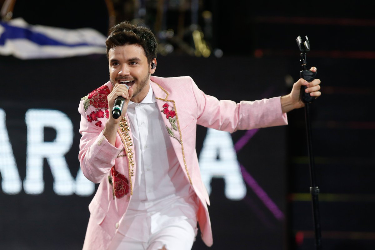 latercera's tweet photo. ¡Con el show de Márama y Rombai finaliza el Festival de #Viña2017! ¿Te gustó la presentación de los uruguayos? 👉 https://t.co/QPp6IxInp9 https://t.co/xdyNbWb2Q1