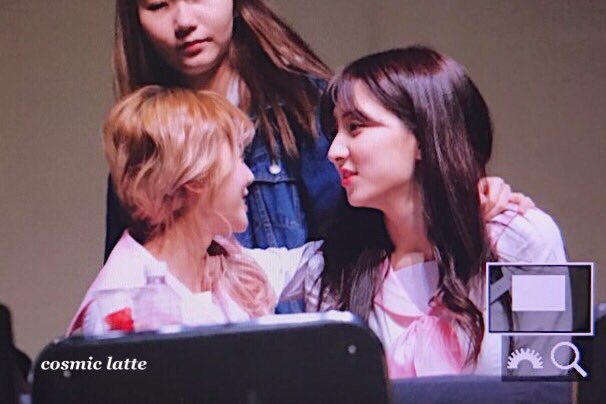 cosmiclatte0306's tweet photo. 170226 인천팬싸
#우주소녀 #루다 #WJSN #LUDA https://t.co/GtMlTg8ueu