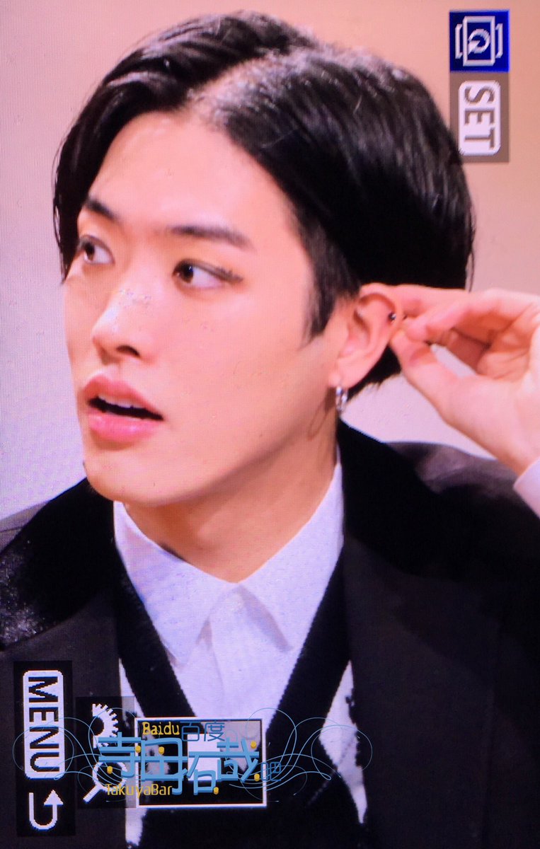 BaiduTakuyaBar's tweet photo. 170226 中区签售会 #타쿠야 #TAKUYA #크로스진 #CROSSGENE https://t.co/qR9P0sOKvo