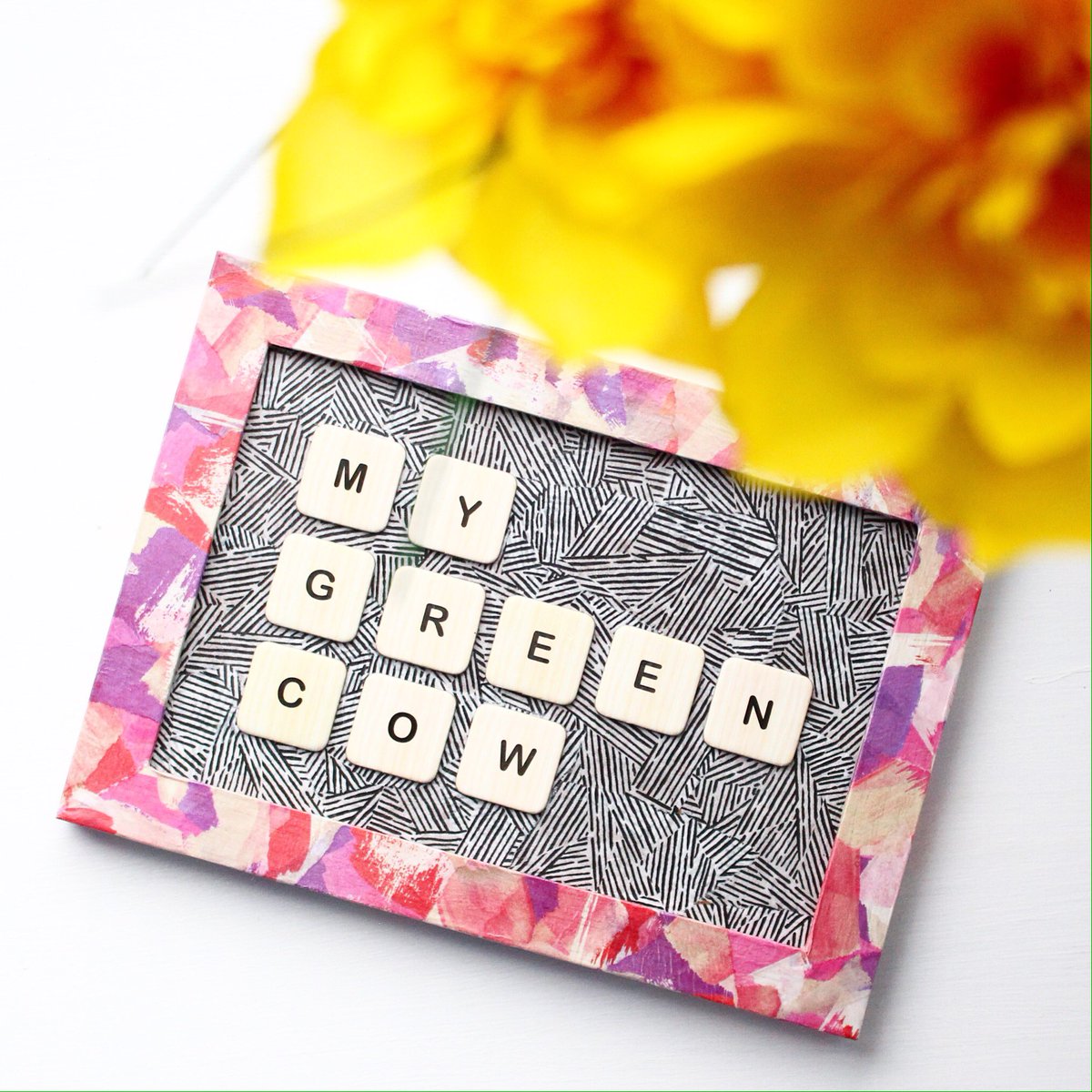 MyGreenCow's tweet photo. I'm happy with how my #decomache frame turned out from the @trimcraft bloggers day yesterday! 😁👌🏻🌼 #trimcraft #thecraftblog #tcbloggersday https://t.co/OnkHmY9jJ3