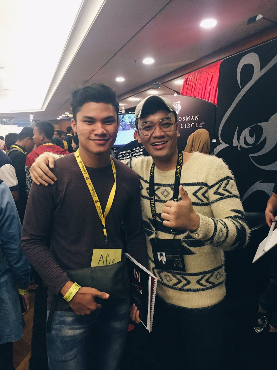 im_afiqq's tweet photo. Founder Moodrepublic 
#imkk2017 https://t.co/nV07kAkHle
