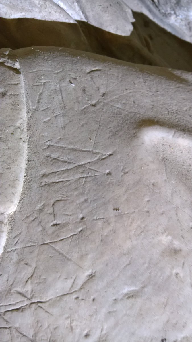 rutlandgraffiti's tweet photo. #Graffiti on the alabaster effigy of Richard de Sprydlington, Rector of #Bringhurst 1359-1382 in the chancel of St Andrew's #GreatEaston https://t.co/jMcebN20c1