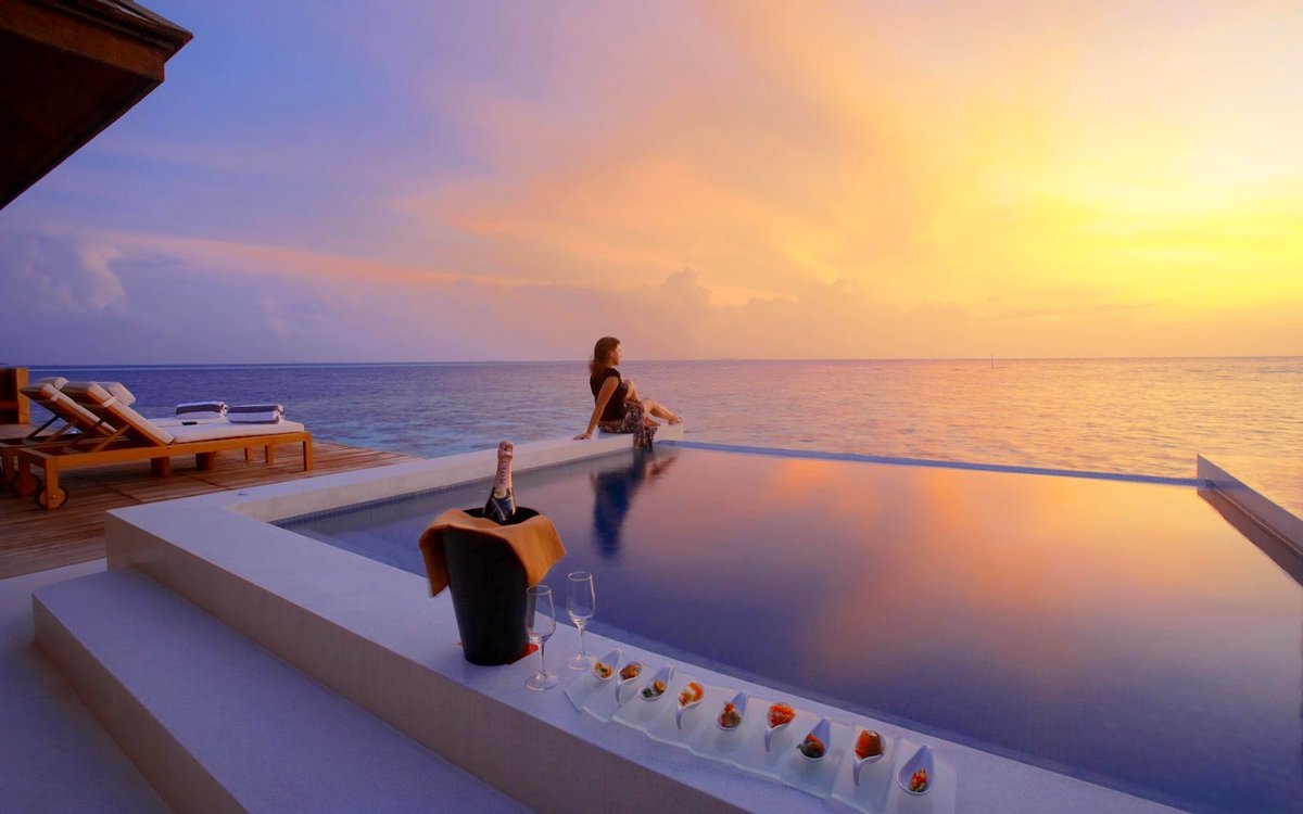 aboutthiswkd's tweet photo. Wish you were here? https://t.co/V9dkWa8PAb #hotels #weekend #startup https://t.co/lrifPp07Ht