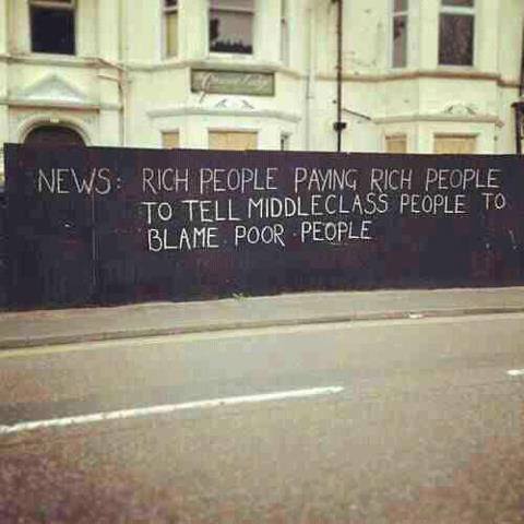 evertonfc2's tweet photo. #Marr only covers the RW Tory press so he can parrot their extreme lies, smears and destortions free of reprisals.
#bbcsp #Peston #Ridge https://t.co/oDM4ZFE390