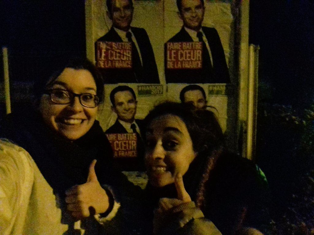 MJS_Vendee's tweet photo. Nous étions vendredi soir en collage dans #lrsy en #Vendee @AvecHamon2017 ! #FlashHamon #Hamon2017 #fairebattrelecoeurdelafrance https://t.co/IeNWHbBHvg