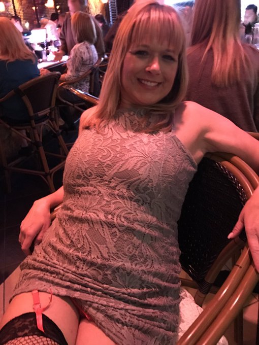 Good night my beautiful people!!  Late night... https://t.co/HTHYt1nNNv<a href="/tag/newprofilepic"class="tags"><span>#newprofilepic</span></a>