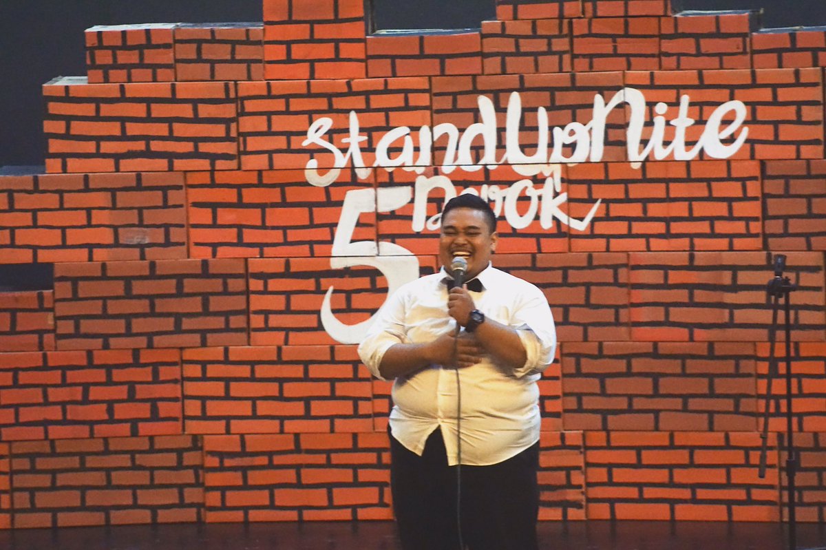 StandupindoDPK's tweet photo. #SUN5DPK #PersembahanTerakhir https://t.co/zYTw791NxX