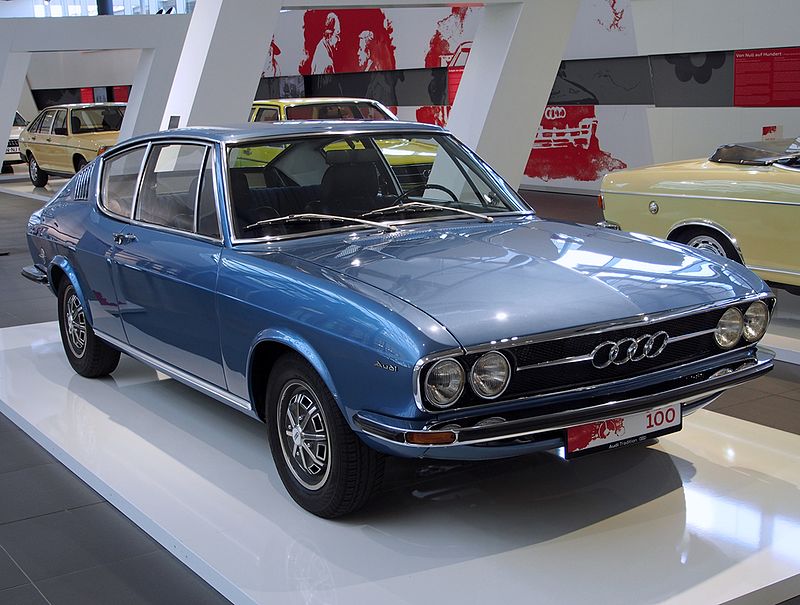 Oldtimer_Tour's tweet image. Legenden @Audi_Online: Oldtimer-#Audi 100 #Coupe S im Audiforum Neckarsulm - Stadt in Baden-Württemberg #Car #ClassicCar #Old #Oldtimer