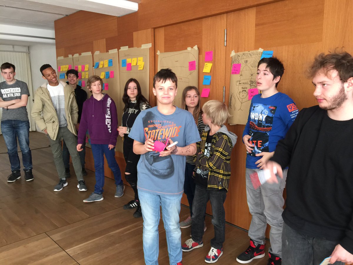 Artwork workshop für das Poster des filmkids Spielfilms #therealthing mit Daniel Soldenhoff.