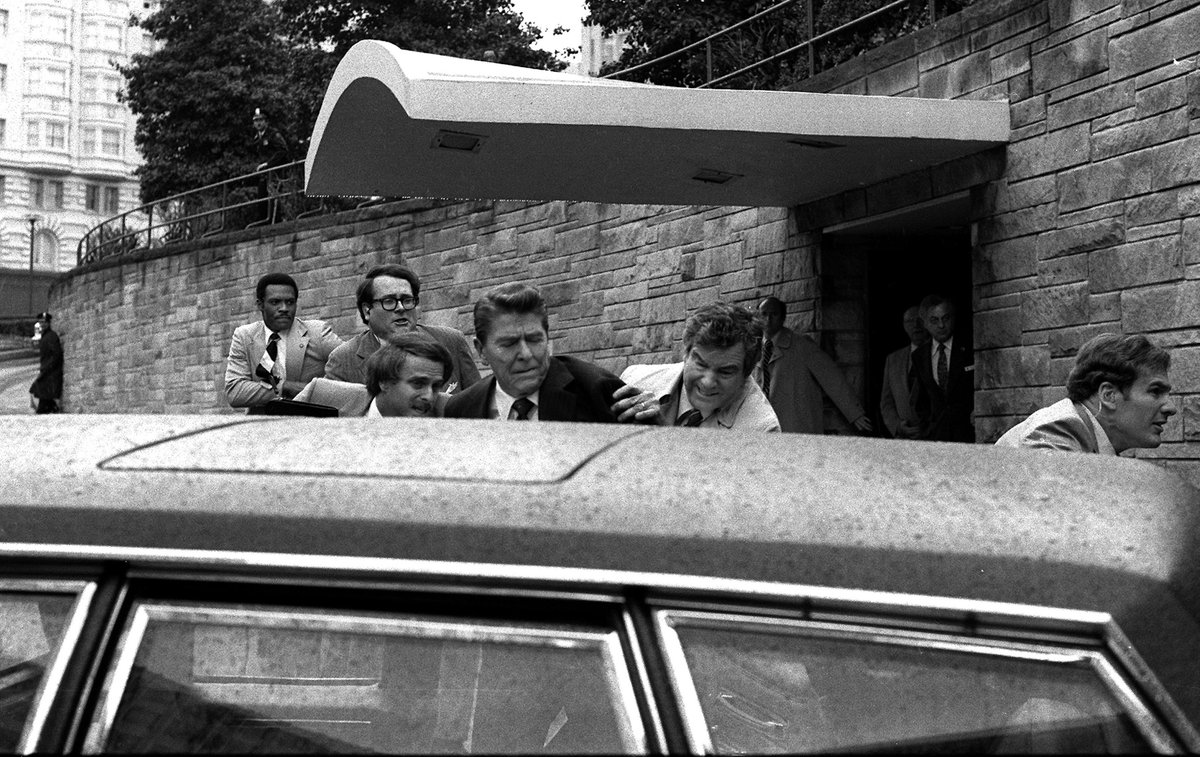 ajplus's tweet photo. The last president to miss a White House correspondents' dinner was Ronald Reagan in 1981.

He had a good excuse though – he had been shot. https://t.co/QYgqGYg2zS