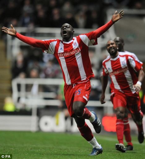 Happy 39th birthday to the one and only Abdoulaye Faye 