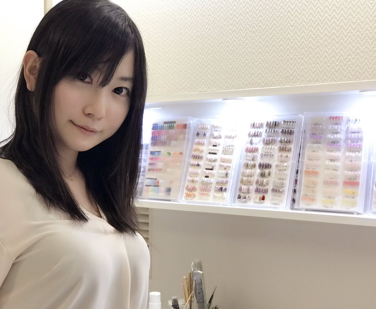 ちょまど エンジニア兼漫画家 On Twitter 3週間ぶりにネイルサロンに来ました ゚ ゚ っ Z ドキドキ Https T Co Kqnxpuxudp Twitter