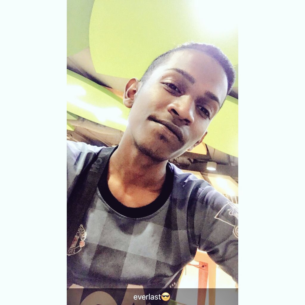 EverLasting_08's tweet photo. Today may end, But tomorrow will be EverLasting👅
#captionCMI
#ForcedToPost https://t.co/h5YY1ejW4T