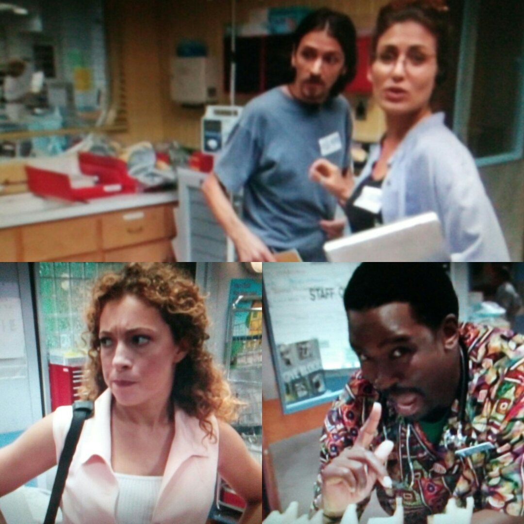 丸山ちえ Er S4の1話の初回オンエアは生放送 で西海岸版と東海岸版が存在していてやたら画質がいいのよ Erを撮影するクルーの1人ルイスを演じているのはgrimmのモンロー役のサイラス ウィアーミッチェル Silas Weir Mitchell 今回からエリザベスも出 丸山ちえ Er S4の1話の初回オンエアは生放送 で西海岸版と東海岸版が存在していてやたら画質がいいのよ Erを撮影するクルーの1人ルイスを演じているのはgrimmのモンロー役のサイラス ウィアーミッチェル Silas Weir Mitchell 今回からエリザベスも出