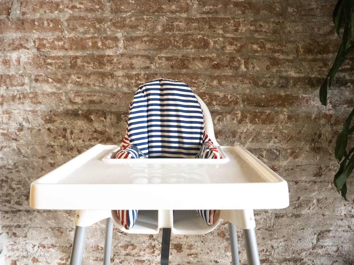 Taula per 1 si us plau 🍼 👶 ;) !!!  #chichalimona #babyfriendly #trona