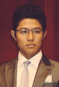 鈴木亮平サン大好き メガネ男子 はい 似合う メガネかけるとスイッチオフ感出てこれもまた良すぎる 鈴木亮平 メガネ スイッチオフ