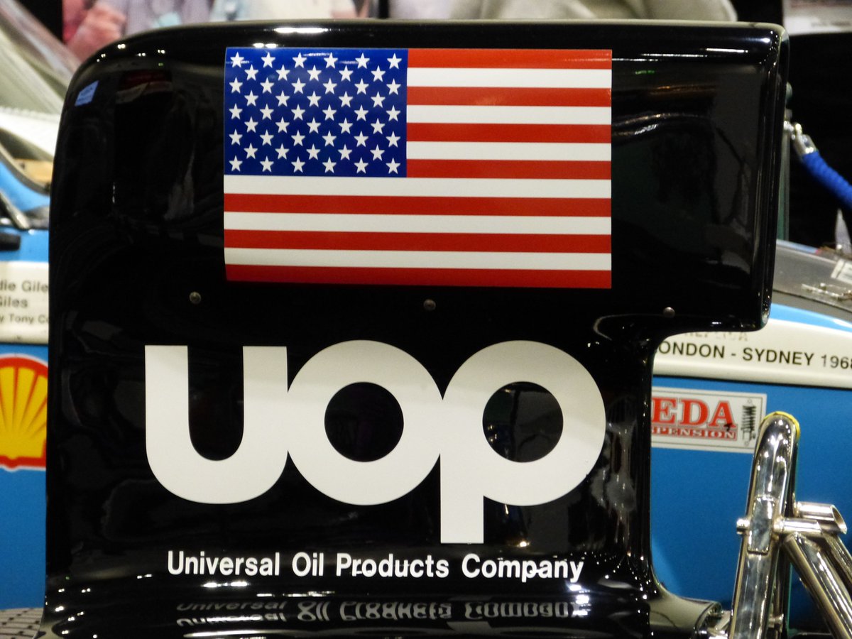 bombhead1977's tweet image. Plugged the camera in after a great day at ExCel yesterday for @ClassicCarLDN 
#LCCS2017 
#HMI17