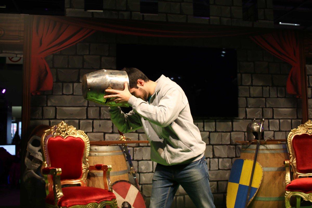 AnikiloGamer's tweet image. Estoy preparándome para ir a la arena de Clash Royale!! Alguien ha dicho príncipe oscuro??