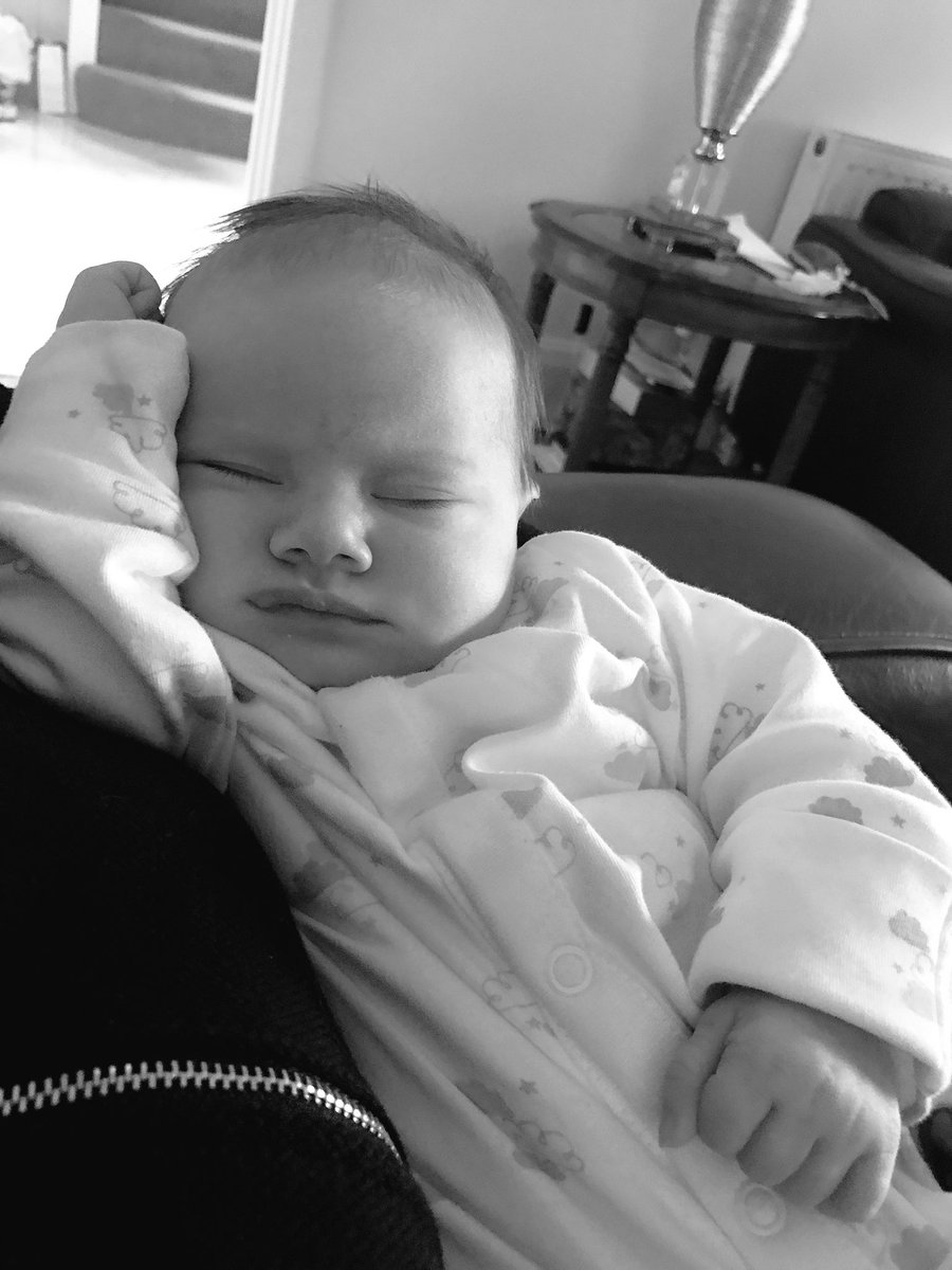 Cuddles with baby Petal this morning 💗👶🏻💗<a href="/rosiecalder/">Rosie calder</a> 💗🍼💗