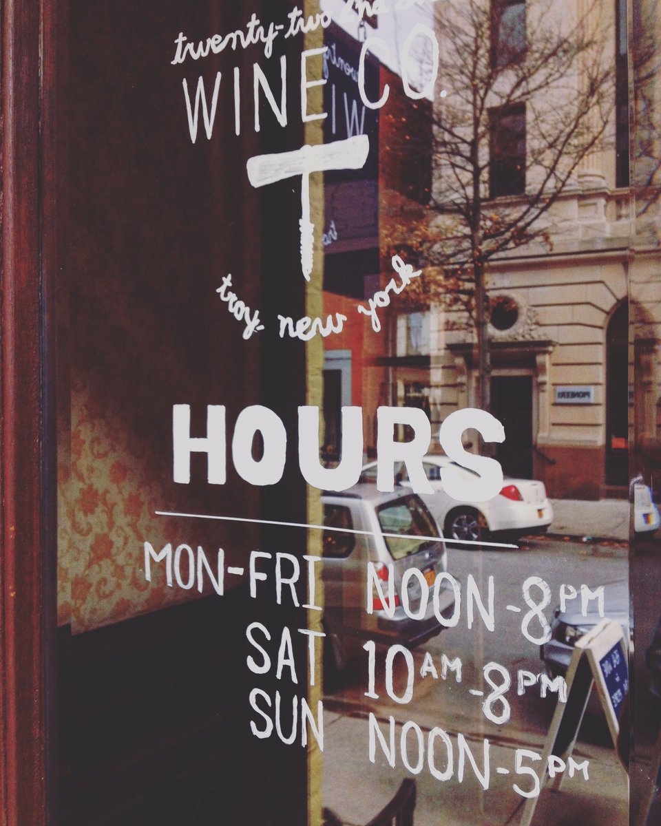 22SecondStreet's tweet photo. Sundays are for drinking real wine. #nowopenonSunday https://t.co/tNRdHJz9r1