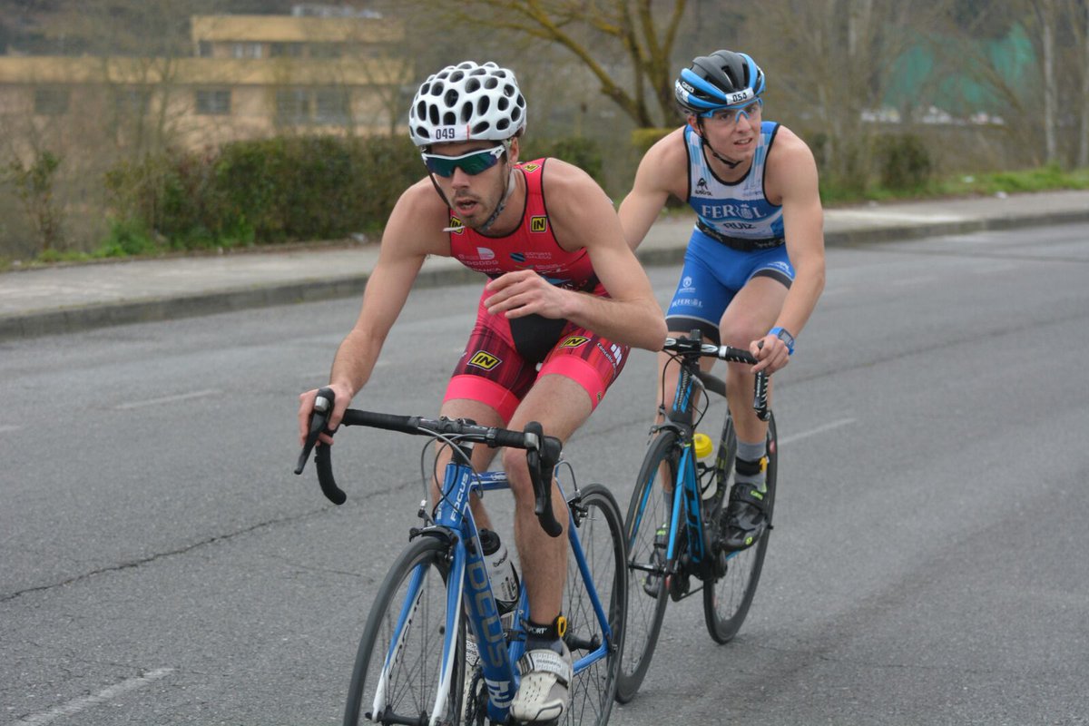 Triunfo incontestable de Andrés Cendán, vitoria lograda no ciclismo para Melina Alonso, sprint até a meta pola prata masc.. Dúatlon de Lugo!