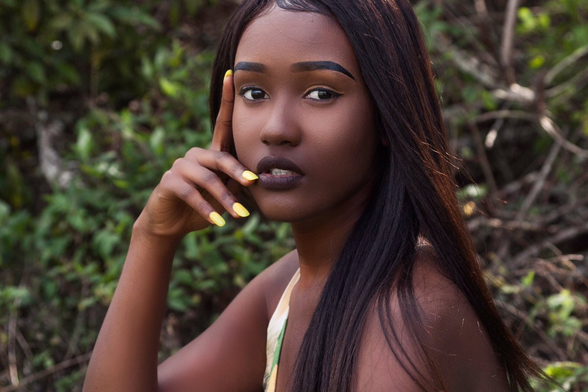 Be_KBliss's tweet photo. A Queen👑 Doesn't Compete✨✨ #AlexCurahPhotography https://t.co/OhmOBEbFTo
