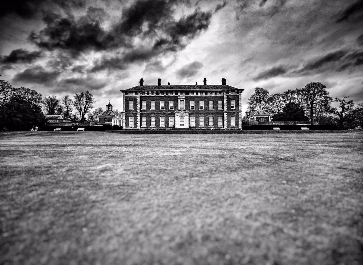 carlmilner's tweet photo. Lovely carpet of Snowdrops at @NTBeningbrough today
@NTYorkshire @nationaltrust
#NTMembers https://t.co/ji9uUZV26V
