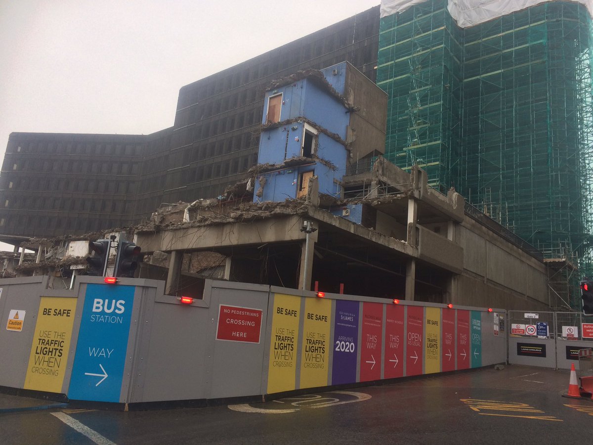 SteveFareham's tweet photo. Looks like 100's of metres of @hoard_it around the demolition of St James centre in #Edinburgh https://t.co/GejeXM0Brf