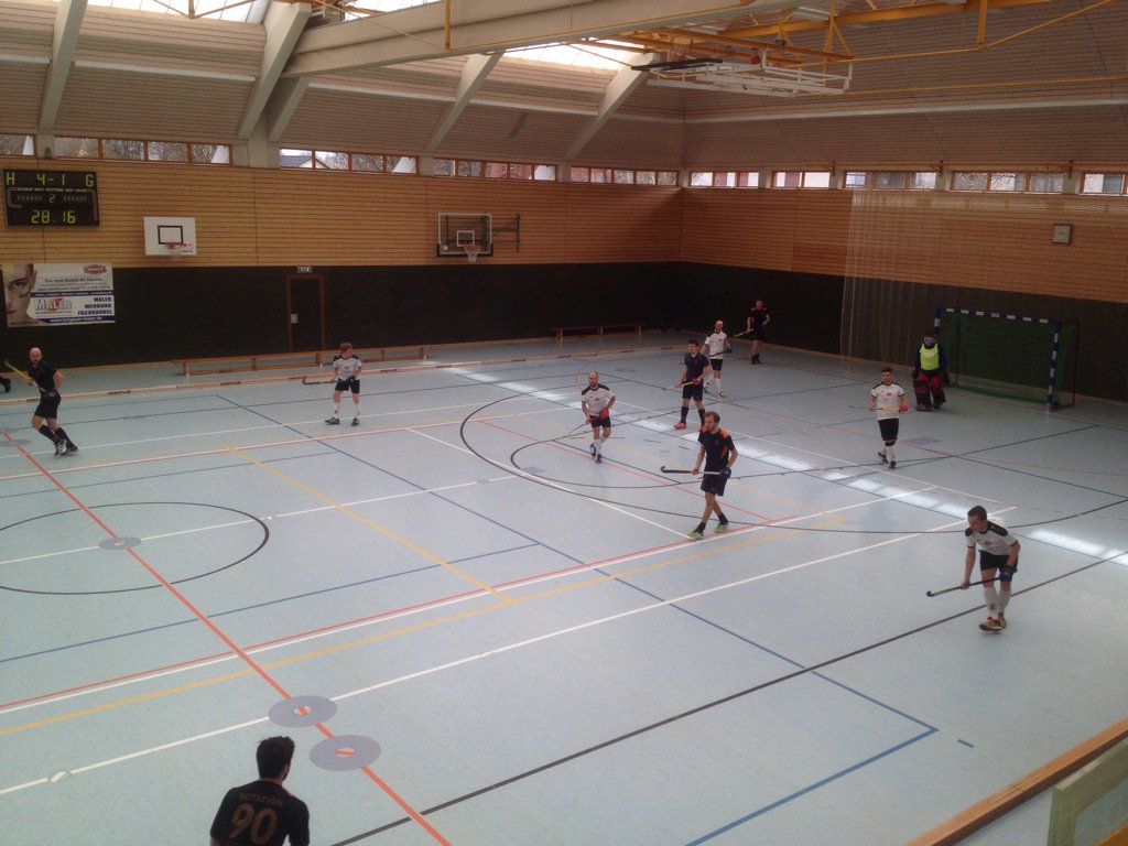 2. HZ läuft. #BRAZ &amp; Torgau in Torgaus Hälfte. Gaaanz tiefer 🎲