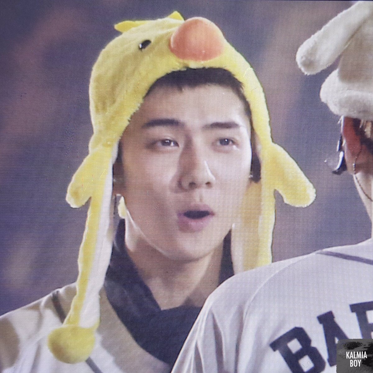 อยากรู้แค่ว่าบ่นอะไรกับพี่อะเจ้าเจี๊ยบ ดูทำหน้า จะไม่ให้พี่เอ็นดูไหวเร้ออออ 
#Hunbaek #세백