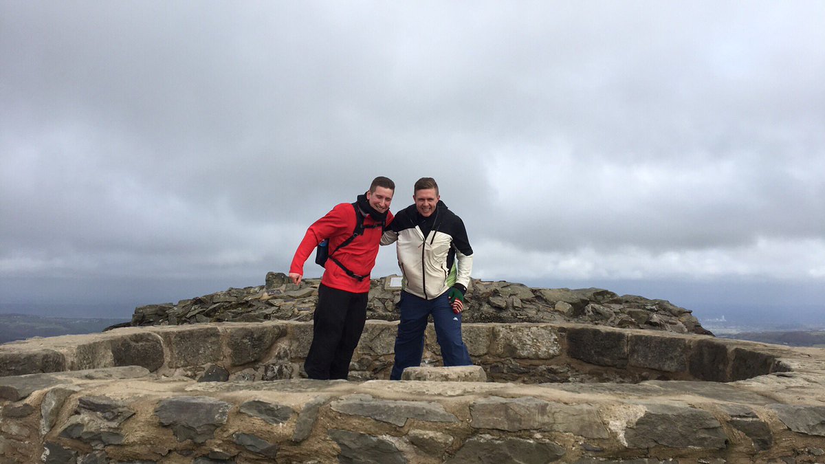 Gin_Oclock_'s tweet photo. Defeated the wind to the top of #moelfamau for our #3peakschallenge training! #15/2/17 🌬⛰💪🏼🙂@PAPYRUS_tweets @wrexhamcbc @YoungMindsUK https://t.co/hqXxhXPUqd