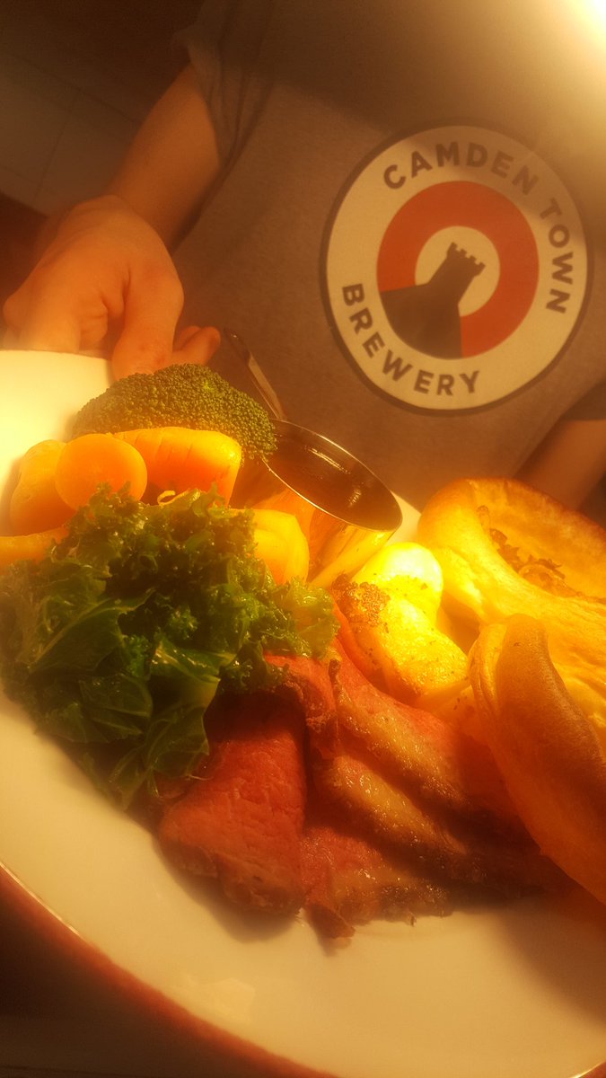 TheNewOSP's tweet photo. #roast #BEEF #porkbelly #chicken served here today! #winning https://t.co/1ntmEY9bkQ