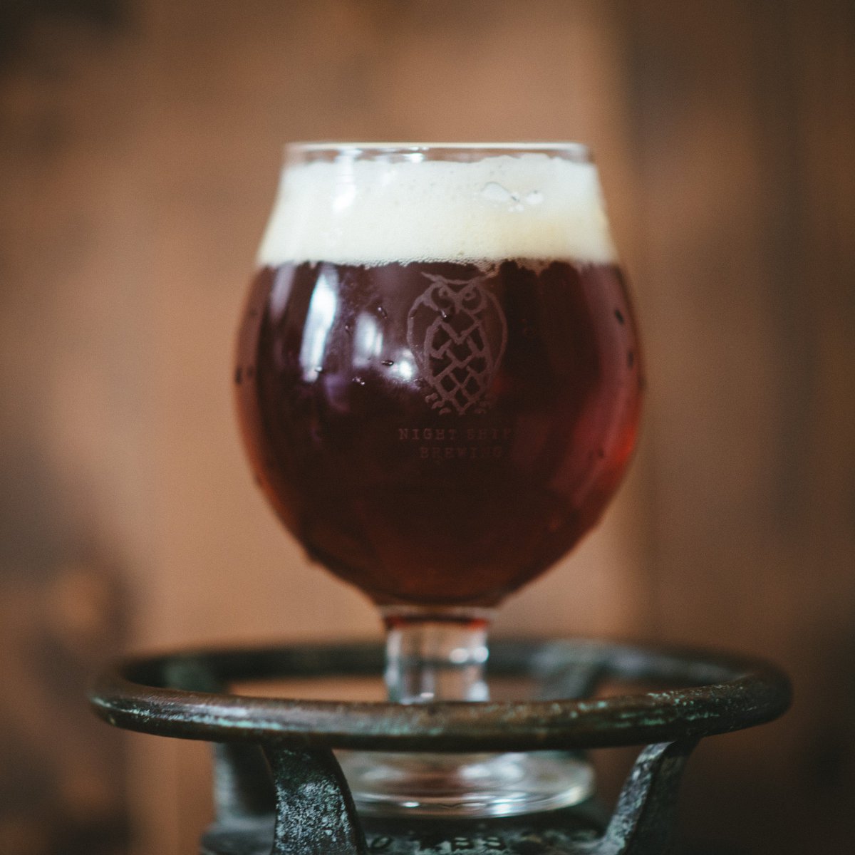 NightShiftBeer's tweet photo. It's Triple Trophy Sunday at the Taproom! New releases and a keg from the cellar, all collabs with @Trophybrewing: https://t.co/IzyaaaXvDL https://t.co/9znidKgDjw