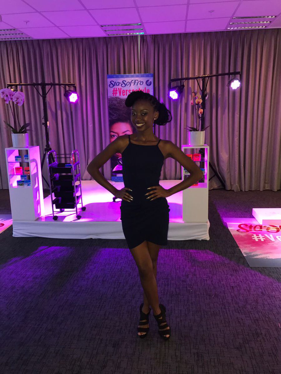Akhona_ladyAK's tweet photo. #tlinspired2017 #amka #stasoffro model π
@TrueLoveMag https://t.co/I2SkKcdqz4