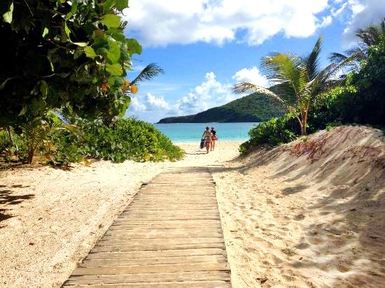 FindCaribbean's tweet photo. TRIP ADVISOR JUST ANNOUNCED: THE #1 BEACH IN THE WORLD!
https://t.co/rcT2BFcJ8G
#FindCaribbean #Flamencobeach https://t.co/eOBH14kx6I