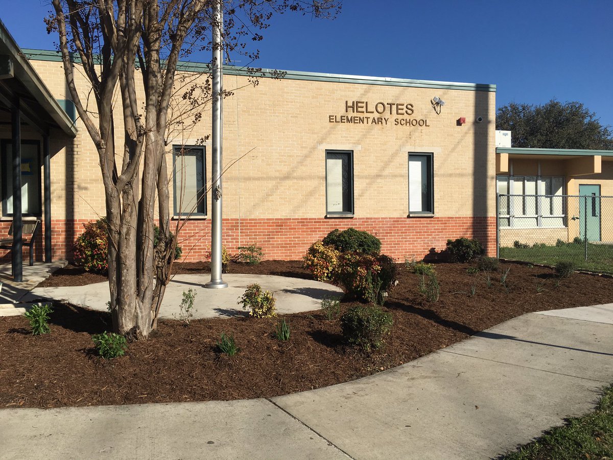 RhondaJohnsonTX's tweet photo. Amazing things happened at Helotes Elementary today. Huge thanks to our staff, students, parents and community. #HelotesStrong @NISDHelotes https://t.co/sCjSZvqshU